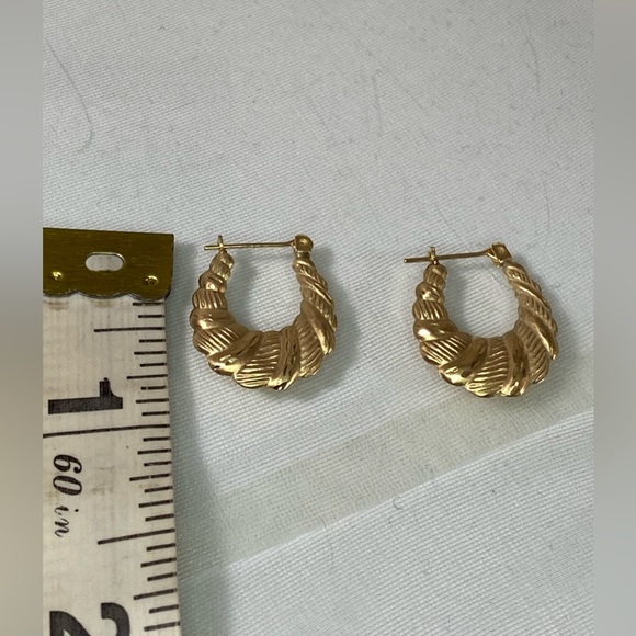 14K YELLOW GOLD croissant hoop earrings REAL GOLD 🥐 - Picture 6 of 12